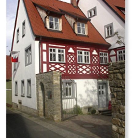 Hotel Weingut Heim Obereisenheim Exterior foto